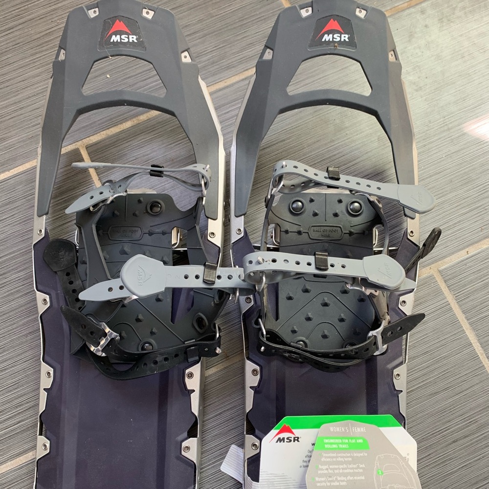 Women’s MSR Revo Trail Snowshoes